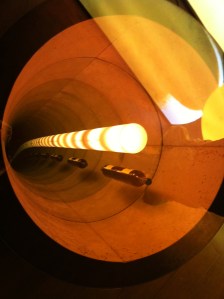 They had great art like this everywhere.  Very cool optical illusion.